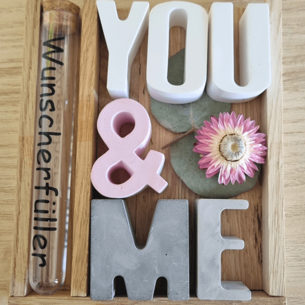 Geschenk zur Hochzeit 3D Buchstaben mit Reagenzglas | you & me Deko |  Hochzeitsgeschenk Geldgeschenk individuell |  Geschenk zur Hochzeit – Bild 6