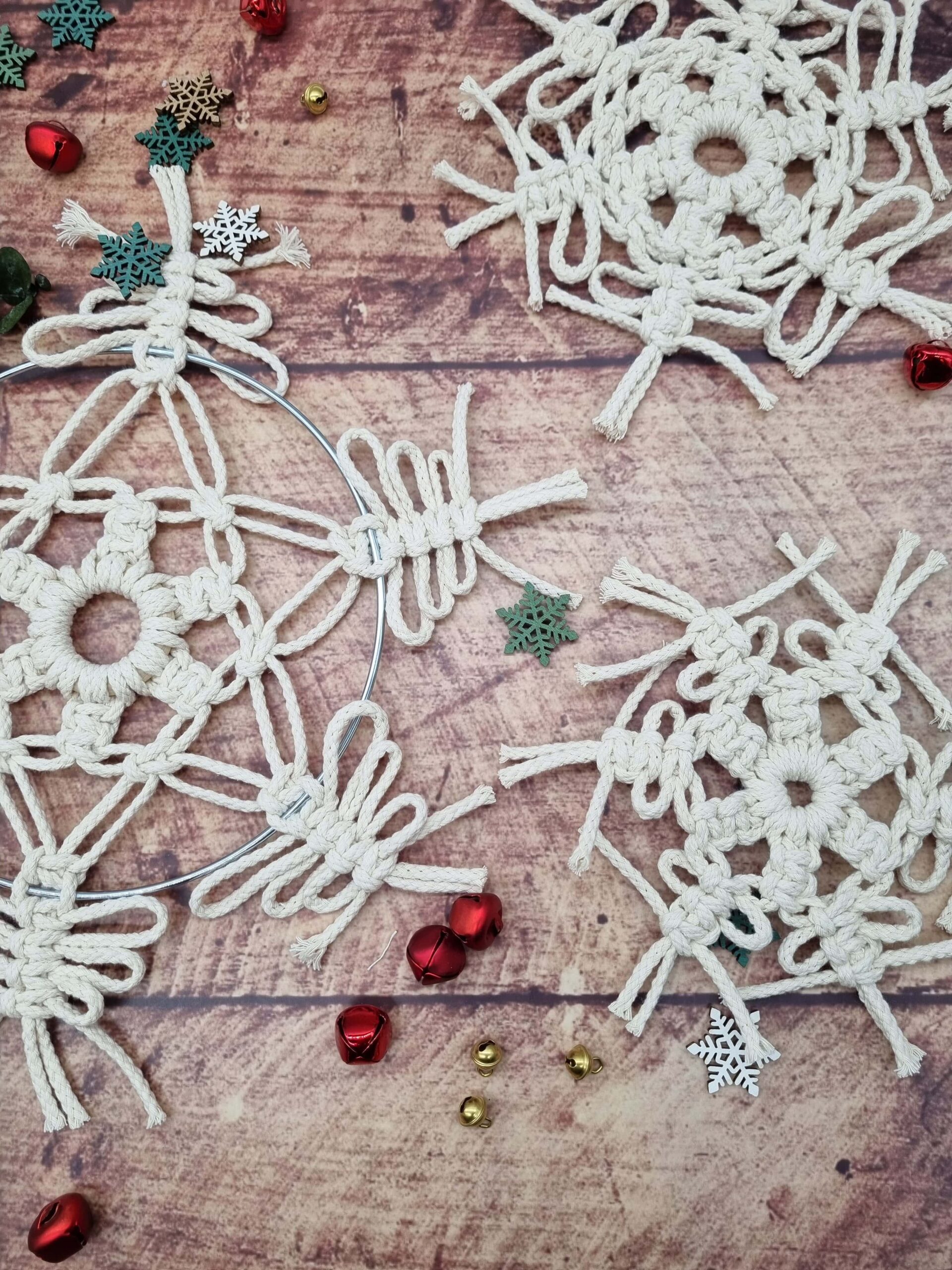 Makramée Schneeflocke Winterdeko DIY-Set mit Video-Anleitung – Bild 10