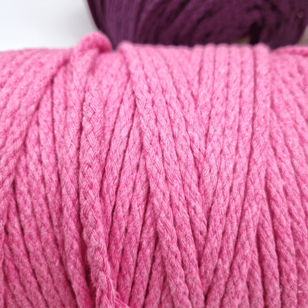 Details pink Makramee Garn